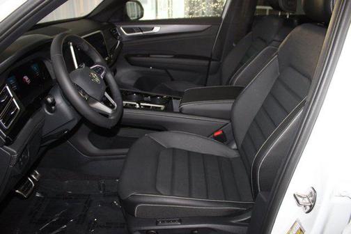 2026 Volkswagen Atlas Cross Sport 2.0T SEL