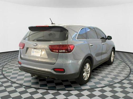 2019 Kia Sorento L