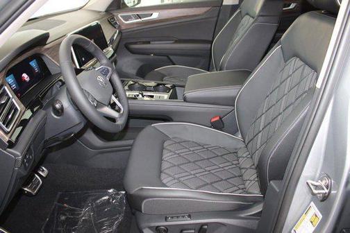 2025 Volkswagen Atlas 2.0T SEL Premium R-Line 4MOTION
