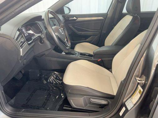 2019 Volkswagen Jetta 1.4T R-Line