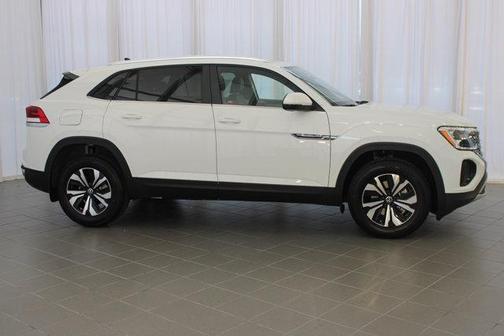 2025 Volkswagen Atlas Cross Sport 2.0T SE