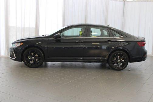 2025 Volkswagen Jetta 1.4T SE