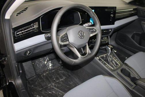 2025 Volkswagen Jetta 1.4T SE
