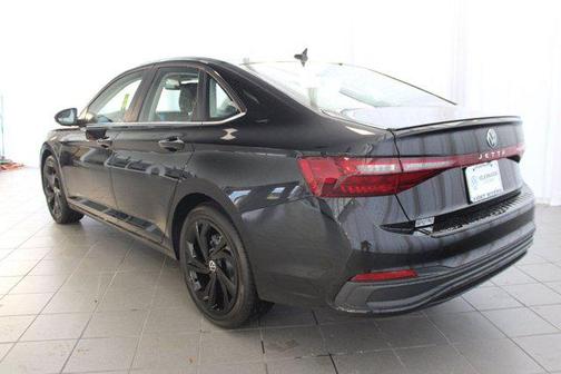 2025 Volkswagen Jetta 1.4T SE