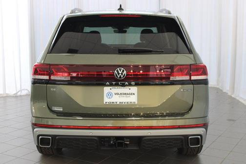 2025 Volkswagen Atlas 2.0T Peak Edition