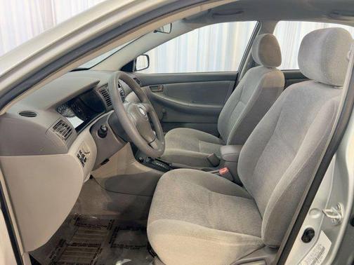 2004 Toyota Corolla CE