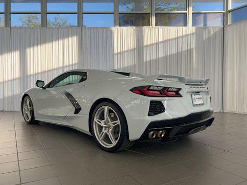 2023 Chevrolet Corvette Stingray w/2LT
