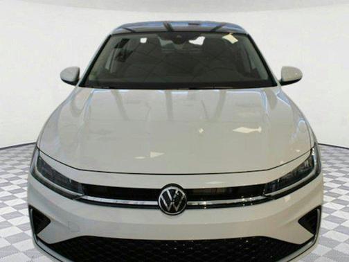 2025 Volkswagen Jetta 1.4T SE