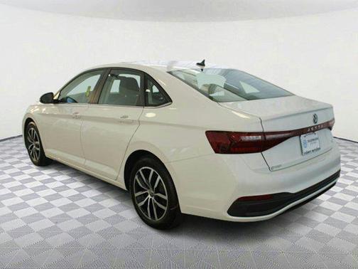 2025 Volkswagen Jetta 1.4T SE