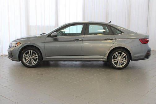 2022 Volkswagen Jetta 1.5T SE