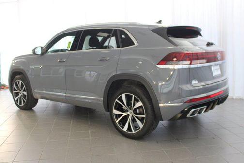 2026 Volkswagen Atlas Cross Sport 2.0T SEL Premium
