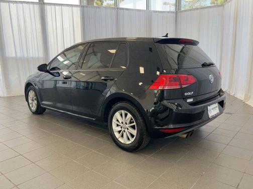2016 Volkswagen Golf TSI S 4-Door
