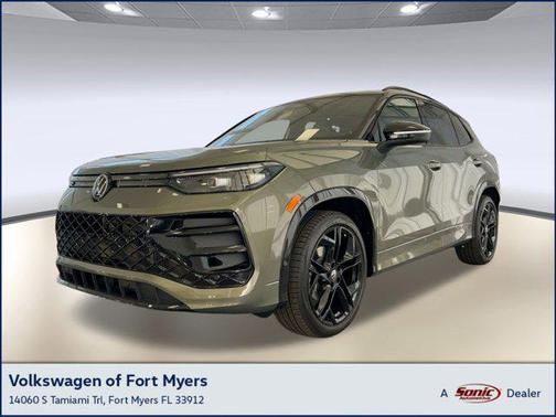 2026 Volkswagen Tiguan 2.0T SE R-Line Black