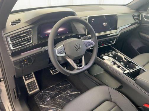 2026 Volkswagen Atlas Cross Sport 2.0T SEL