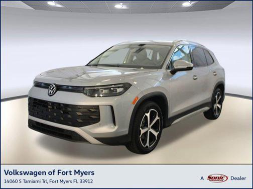 2025 Volkswagen Tiguan 2.0T SE