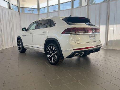 2026 Volkswagen Atlas Cross Sport 2.0T SEL Premium