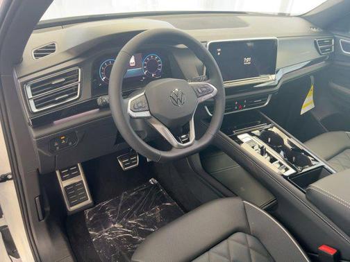 2026 Volkswagen Atlas Cross Sport 2.0T SEL Premium