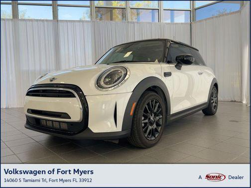 2024 MINI Hardtop Cooper
