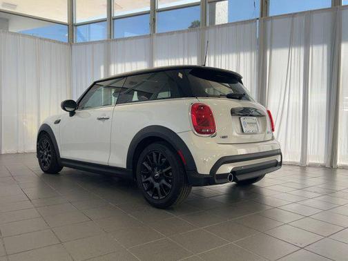 2024 MINI Hardtop Cooper
