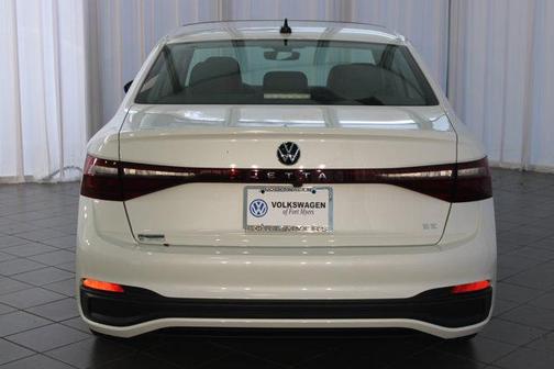 2025 Volkswagen Jetta 1.4T SE