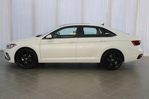 2025 Volkswagen Jetta 1.4T SE