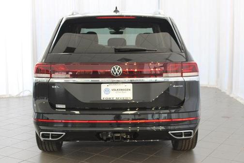 2025 Volkswagen Atlas 2.0T SEL Premium R-Line 4MOTION