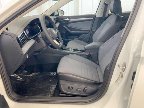 2026 Volkswagen Jetta 1.4T SE