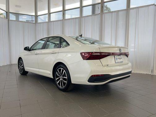 2026 Volkswagen Jetta 1.4T SE