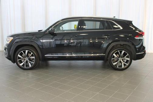 2025 Volkswagen Atlas Cross Sport 2.0T SEL Premium
