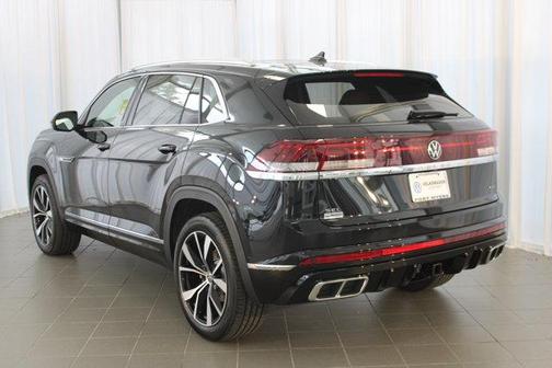 2025 Volkswagen Atlas Cross Sport 2.0T SEL Premium