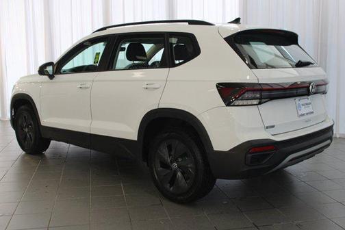 2025 Volkswagen Taos S