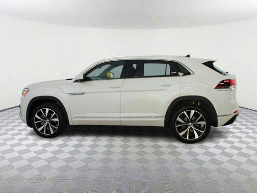 2025 Volkswagen Atlas Cross Sport 2.0T SEL Premium