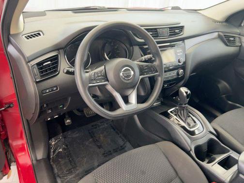 2017 Nissan Rogue Sport S