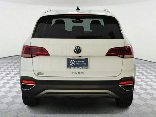 2024 Volkswagen Taos 1.5T SE