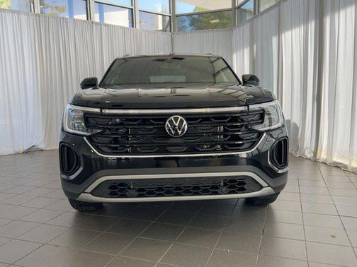 2026 Volkswagen Atlas Cross Sport 2.0T SE