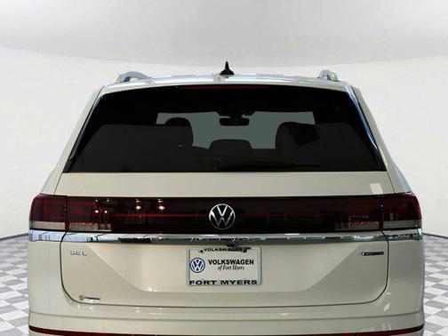 2025 Volkswagen Atlas 2.0T SEL Premium R-Line 4MOTION