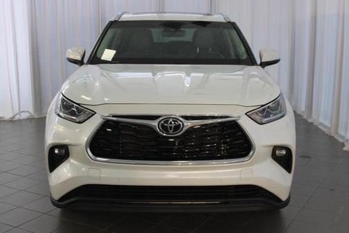 2022 Toyota Highlander Limited