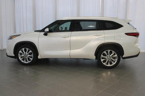 2022 Toyota Highlander Limited