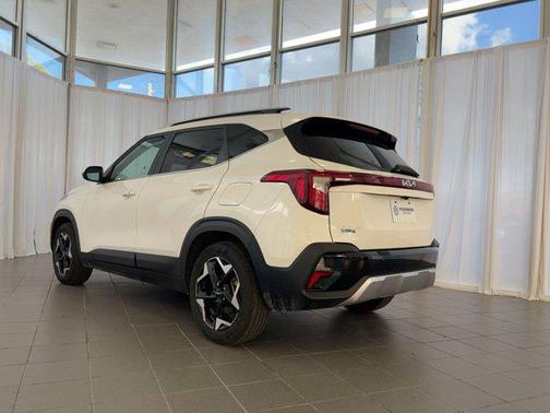 2025 Kia Seltos EX