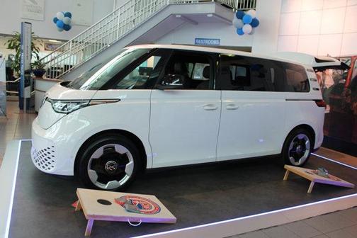 2025 Volkswagen ID. Buzz Pro S