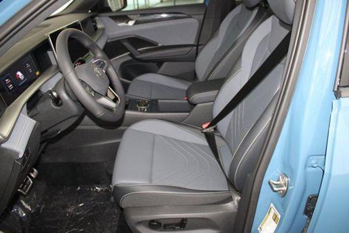 2025 Volkswagen Tiguan 2.0T SE R-Line Black 4MOTION