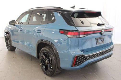 2025 Volkswagen Tiguan 2.0T SE R-Line Black 4MOTION