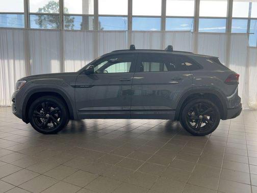 2026 Volkswagen Atlas Cross Sport 2.0T SEL