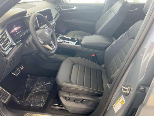 2026 Volkswagen Atlas Cross Sport 2.0T SEL