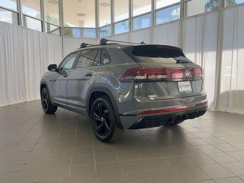 2026 Volkswagen Atlas Cross Sport 2.0T SEL