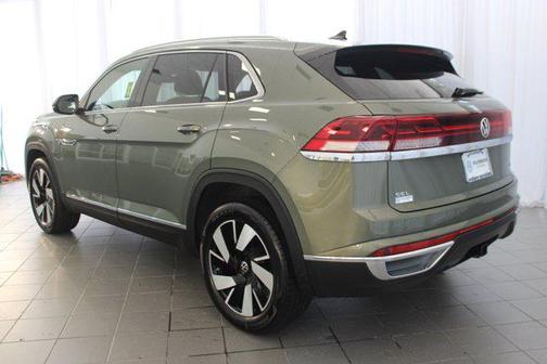 2026 Volkswagen Atlas Cross Sport 2.0T SEL