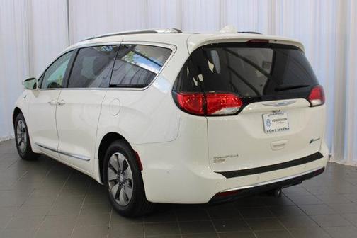 2018 Chrysler Pacifica Hybrid Limited