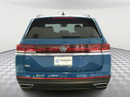2025 Volkswagen Atlas 2.0T SE