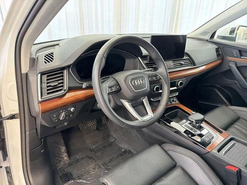 2021 Audi Q5 45 Prestige