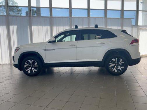 2026 Volkswagen Atlas Cross Sport 2.0T SE